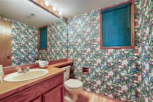 20525 NE 68th St, Redmond, WA 98053 - Photo 17
