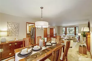 20525 NE 68th St, Redmond, WA 98053 - Photo 9