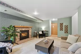 20525 NE 68th St, Redmond, WA 98053 - Photo 15