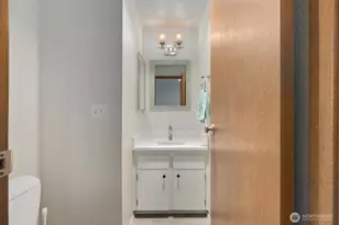 11802 98th Ave NE, Kirkland, WA 98034 - Photo 13