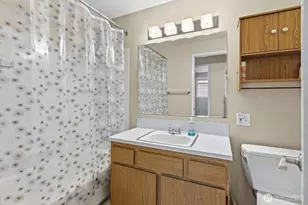 15634 NE 1st Pl, Bellevue, WA 98008 - Photo 13