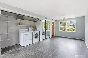 15634 NE 1st Pl, Bellevue, WA 98008 - Photo 17