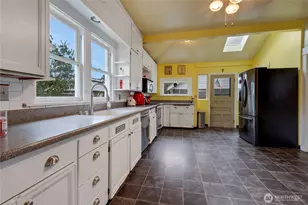 508 5th St NE, Puyallup, WA 98372 - Photo 9