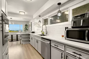 1405 S 100th St, Seattle, WA 98168 - Photo 11