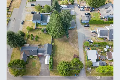 677 A Adelia Street, Blaine, WA 98230 - Photo 3
