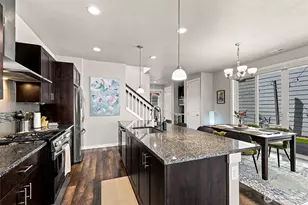 831 SW 96th Pl, Seattle, WA 98106 - Photo 9