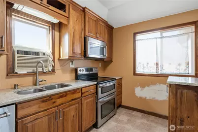 105 Memory Lane, SilverLake, WA 98645 - Photo 5