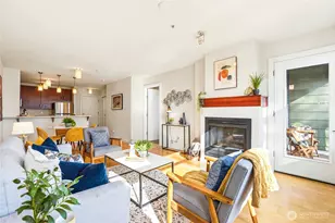 655 Crockett St, Seattle, WA 98109 - Photo 3