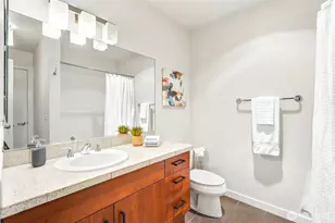 655 Crockett St, Seattle, WA 98109 - Photo 11