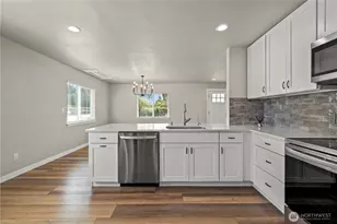 2115 121st St E, Tacoma, WA 98445 - Photo 13