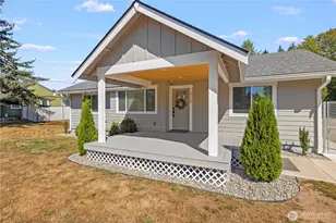 2115 121st St E, Tacoma, WA 98445 - Photo 3