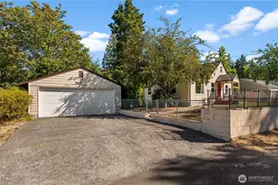 2604 NE Denny Rd, Bremerton, WA 98310 - Photo 3
