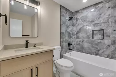 12504 8th Avenue SW, Burien, WA 98146 - Photo 13