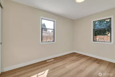 12504 8th Avenue SW, Burien, WA 98146 - Photo 17