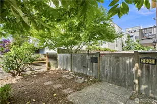 2604 SW Genesee St, Seattle, WA 98106 - Photo 27