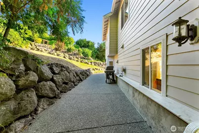 1989 Beach Dr E, Port Orchard, WA 98366 - Photo 33