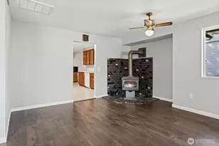 281 S C St, Buckley, WA 98321 - Photo 5