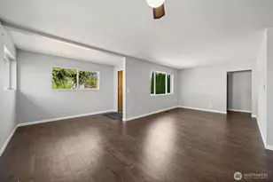 281 S C St, Buckley, WA 98321 - Photo 3