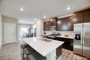615 Mount Peak St N, Enumclaw, WA 98022 - Photo 5