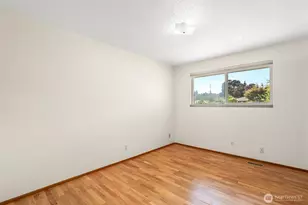 2011 8th Ave SE, Puyallup, WA 98372 - Photo 17