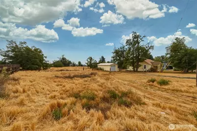 103 Cherry Street, Touchet, WA 99360 - Photo 9