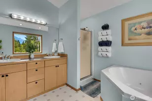 42229 SE 166th Pl, North Bend, WA 98045 - Photo 19