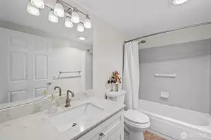 520 2nd Ave W, Seattle, WA 98119 - Photo 13
