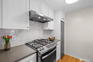 520 2nd Ave W, Seattle, WA 98119 - Photo 5