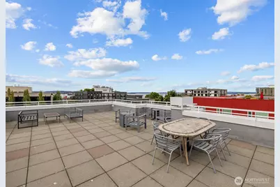 520 2nd Avenue W #201, Seattle, WA 98119 - Photo 19