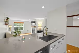 520 2nd Ave W, Seattle, WA 98119 - Photo 7