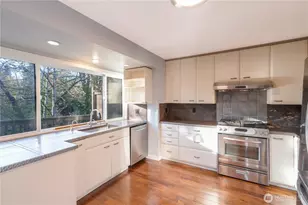 119 98th Ave NE, Bellevue, WA 98004 - Photo 5