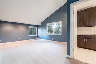 119 98th Ave NE, Bellevue, WA 98004 - Photo 9