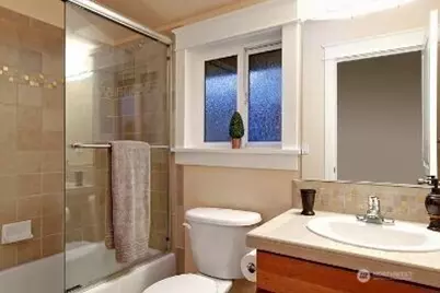 1410 N 55th Street, Seattle, WA 98103 - Photo 11