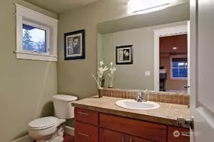 1410 N 55th St, Seattle, WA 98103 - Photo 13