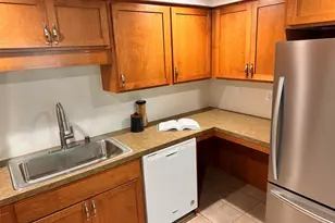 12536 15th Ave NE, Seattle, WA 98125 - Photo 9