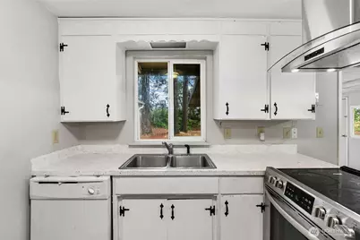 236 Kingham Street SE, Lacey, WA 98503 - Photo 9