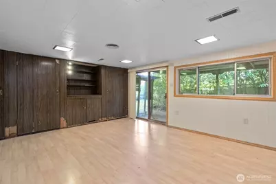 16639 SE 8th Street, Bellevue, WA 98008 - Photo 25