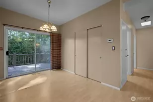 16639 SE 8th St, Bellevue, WA 98008 - Photo 7