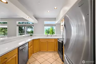 4133 156th St SW, Lynnwood, WA 98087 - Photo 9