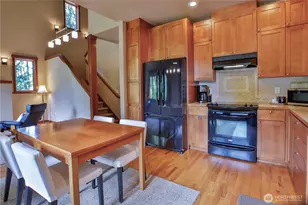 8039 Cultus Bay Rd, Clinton, WA 98236 - Photo 17