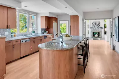 4715 81st Avenue SE, Mercer Island, WA 98040 - Photo 13