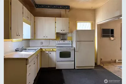 602 SE Trinity Avenue, Wilbur, WA 99185 - Photo 5