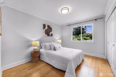 7019 Ravenna Avenue NE, Seattle, WA 98115 - Photo 19