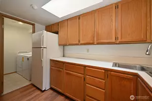 7350 W Lake Sammamish Pkwy, Redmond, WA 98052 - Photo 13