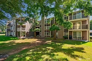 7350 W Lake Sammamish Pkwy, Redmond, WA 98052 - Photo 1