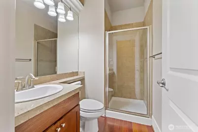 907 Ilwaco Place NE, Renton, WA 98059 - Photo 11