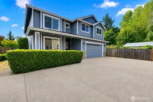907 Ilwaco Pl NE, Renton, WA 98059 - Photo 3
