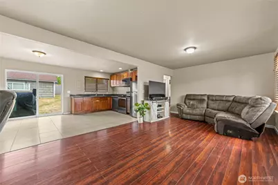 5911 S Thompson Avenue, Tacoma, WA 98408 - Photo 3