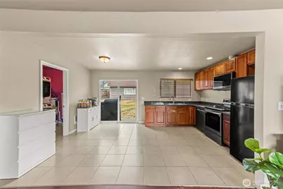 5911 S Thompson Avenue, Tacoma, WA 98408 - Photo 9