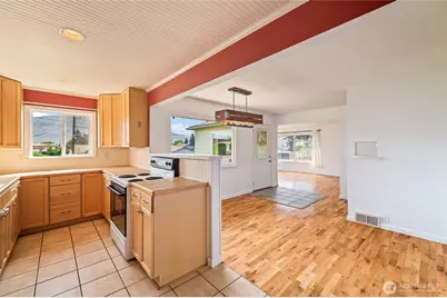 225 SE 1st Street, East Wenatchee, WA 98802 - Photo 13